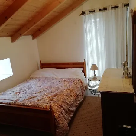 Tsitalia House *